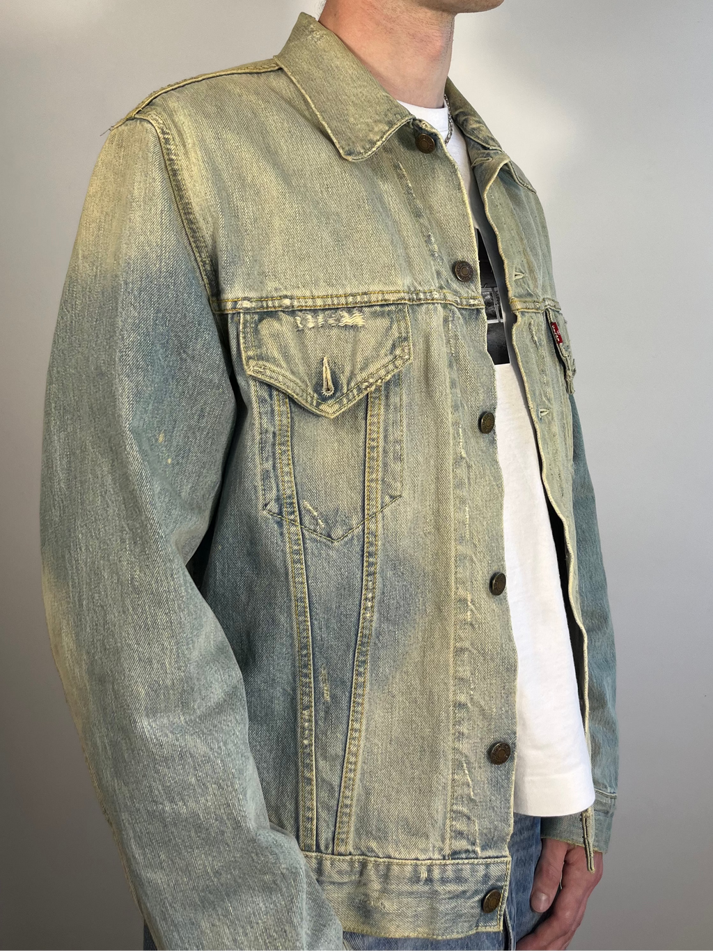 levis washed out light blue/sand trucker jacket 2004 XL
