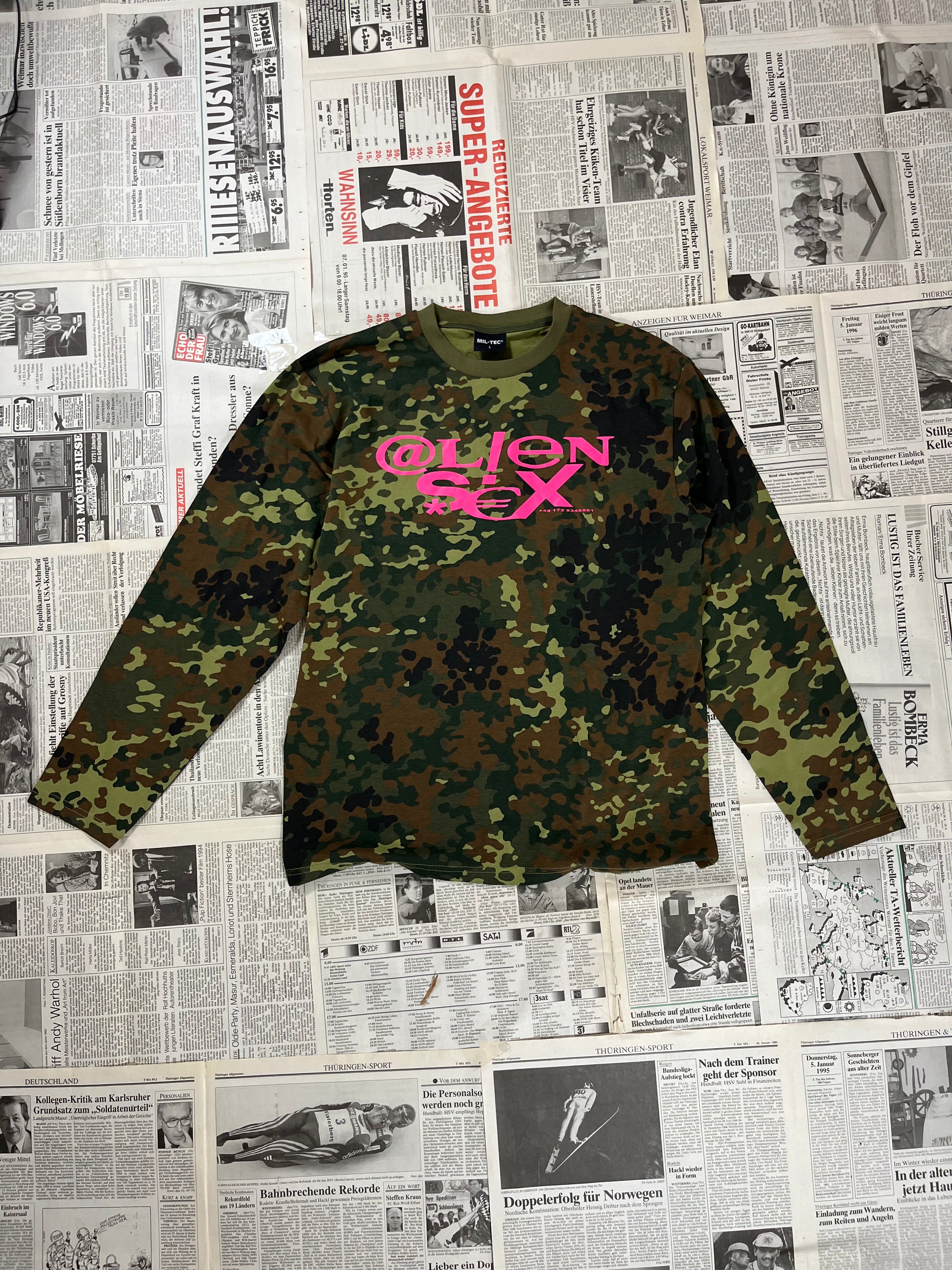 Alien Sexx V2 Longsleeve